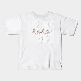 Rose gold marble XOXO Kids T-Shirt